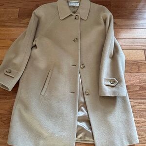 Women's 100% Pure Camel Hair Coat (Larry Levine)